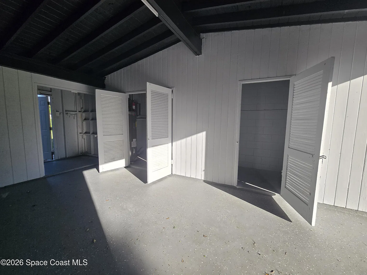 3 bed, 1.0 bath, 831 sqft, $1,950 — Photo 2
