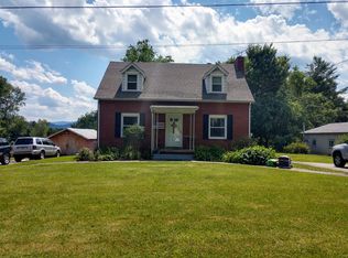 709 Bryson Rd, Candler, NC 28715