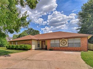 2011 Alston St, Arlington, TX 76013