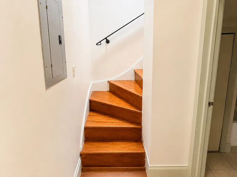 188 Main St #2 — Photo 7