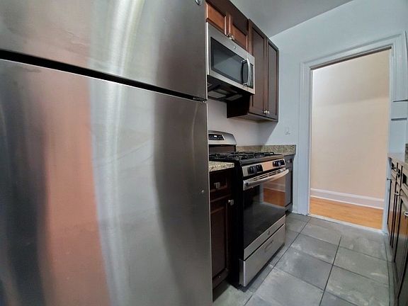 2nd image of 3805 Crescent St APT 5C
