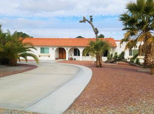 13586 Shawnee Rd, Apple Valley, CA 92308