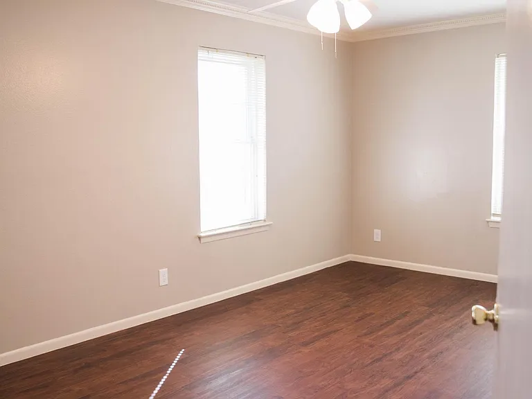 301 Santa Clara St — Photo 29