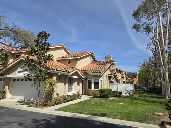 328 Turin St, Oak Park, CA 91377