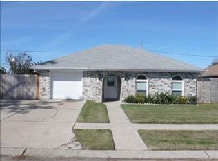 2408 Valmar St, Meraux, LA 70075