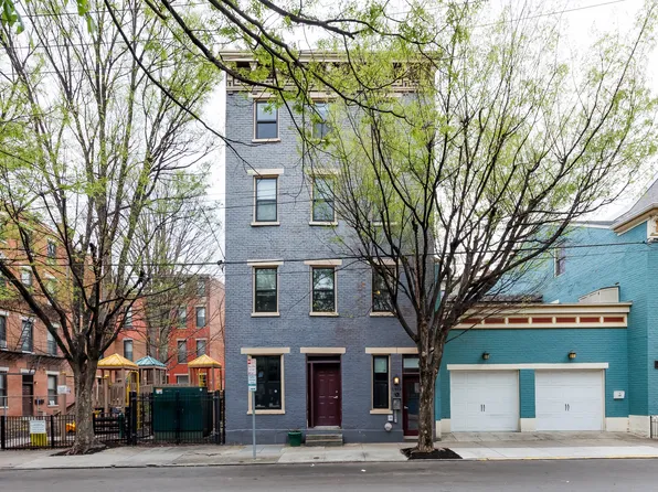 1412 Republic St APT 401, Cincinnati, OH 45202