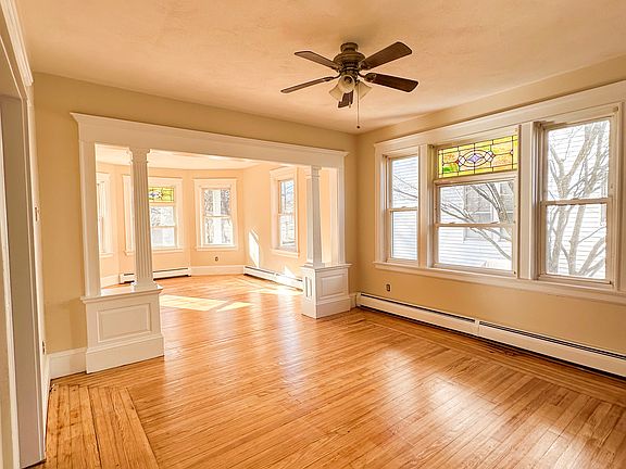 5th image of 571 Pleasant Valley Pkwy #1