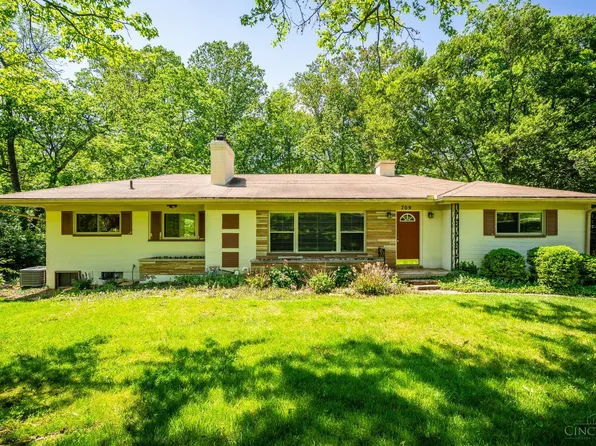 709 Cedar Crest Ln, Cincinnati, OH 45230