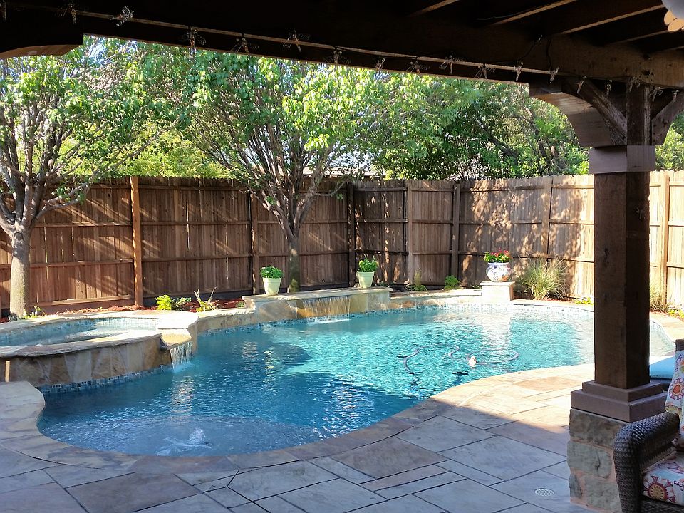 1st image of 5829 Southmoor Ln