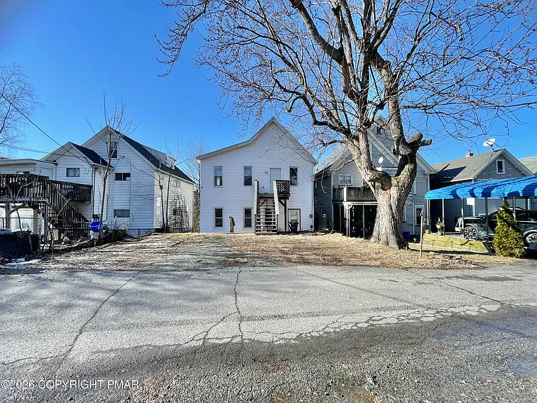1028 N Webster Ave #1 — Photo 35