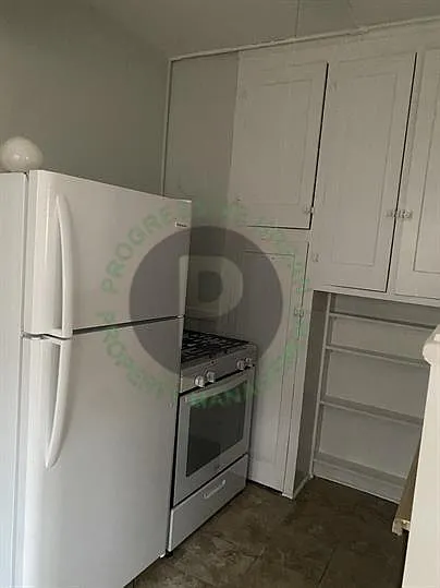 1442 W 101st St #11 — Photo 13