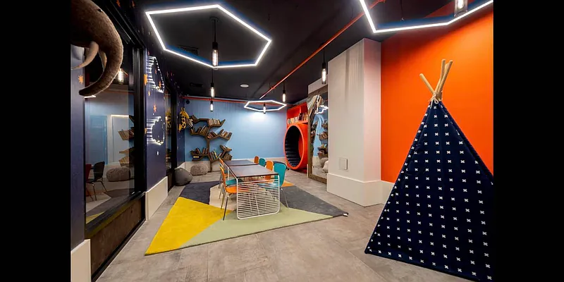 Rented by The KCI Group | media 20