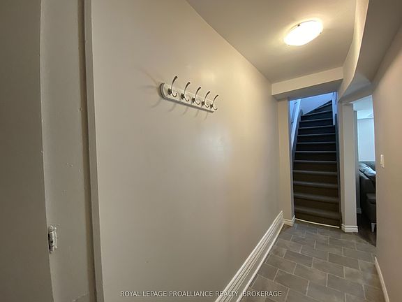2nd image of 93 Linton St
