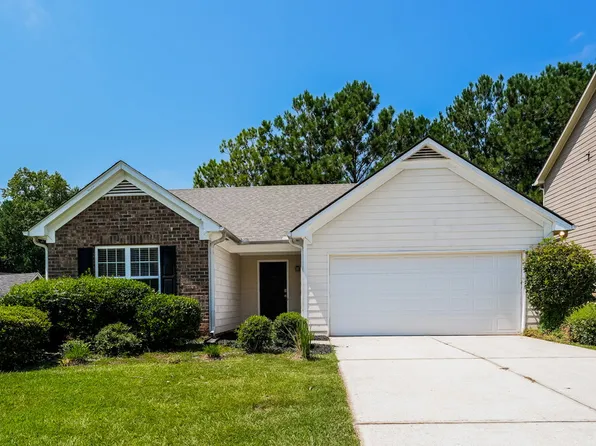 310 Lakeside Pt, Covington, GA 30016