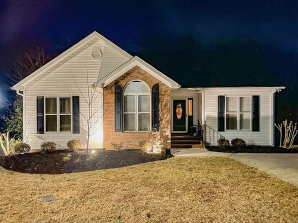 237 Summer Walk Ct, West Columbia, SC 29170