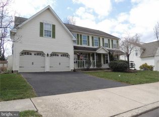 374 Essex Ct, Perkasie, PA 18944