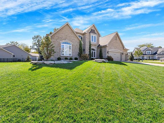 5th image of 600 Montrachet Ct