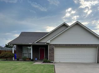 1545 Winstead Dr, Conway, AR 72034