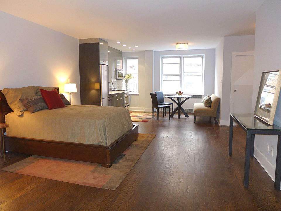 1st image of 780 Greenwich St APT 5C