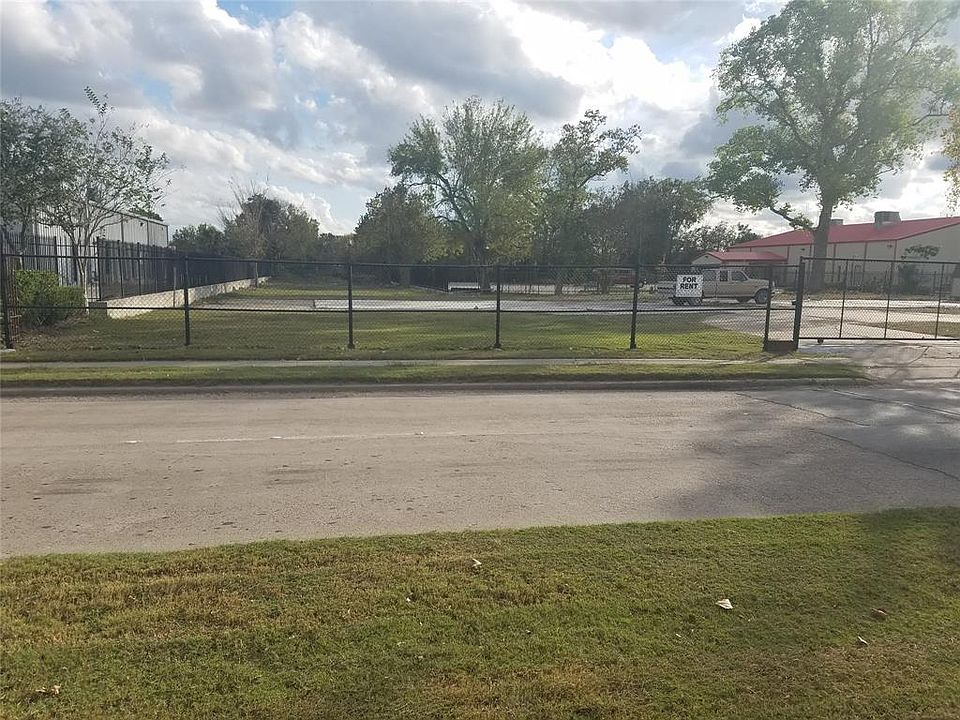 1st image of 4823 W Orem Dr