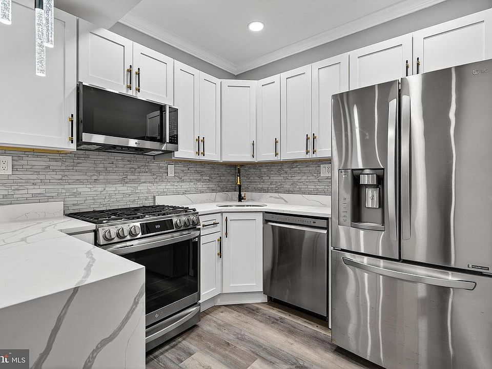 1st image of 2927 Ellicott Dr