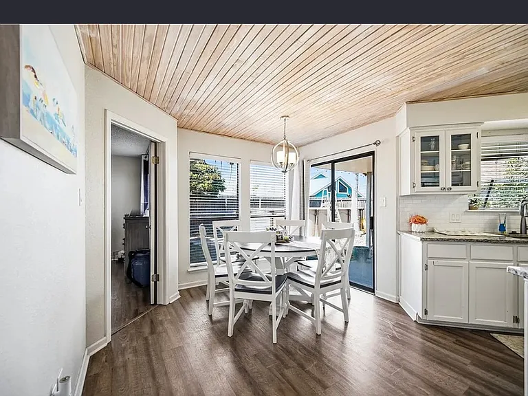 13614 Whitecap Blvd — Photo 8