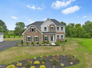 12404 Parkgate Dr, Nokesville, VA 20181