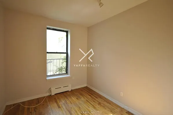 Rented by Yaffa Realty LLC | media 31