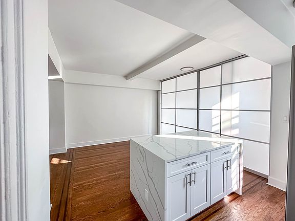 3rd image of 200 W 108th St APT 17
