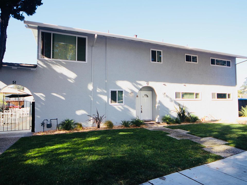 1st image of 51 Michael Dr APT 1