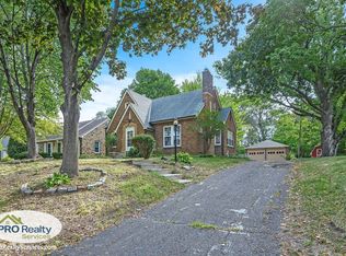438 Johnson Pkwy, Saint Paul, MN 55106