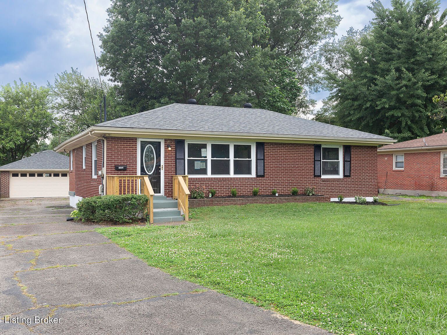 3234 New Lynnview Dr, Louisville, KY 40216 MLS 1664459 Zillow