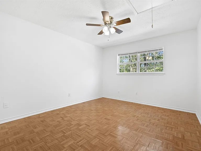 12 Dewthread Ct — Photo 16