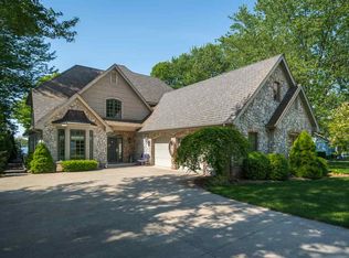 7743 N Arnold Rd, Columbia City, IN 46725