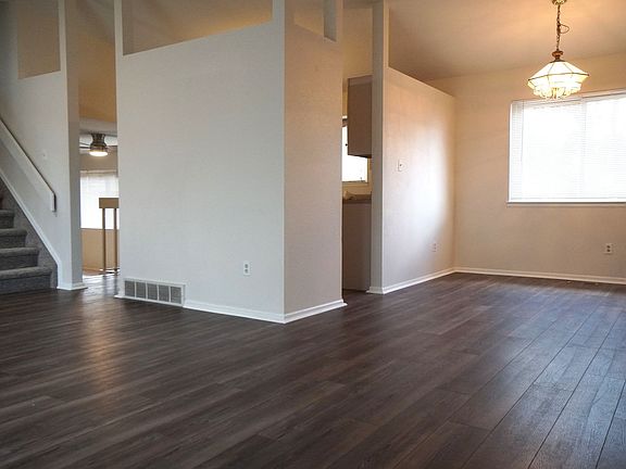 2nd image of 2205 Parliament Dr