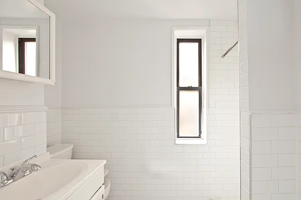 Rented by R New York | media 47