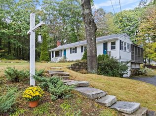 21 Carmichael Ave, Falmouth, ME 04105