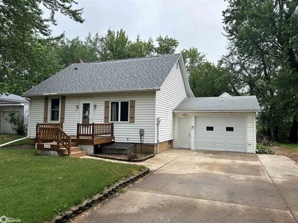 405 W Olesen Thu St, Graettinger, IA 51342