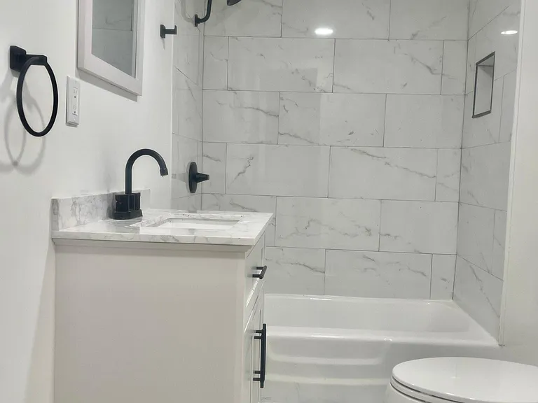 243 Park Ln #1 — Photo 7