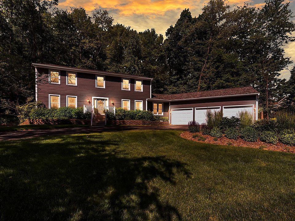 1st image of 1605 Tammarron Ave SE