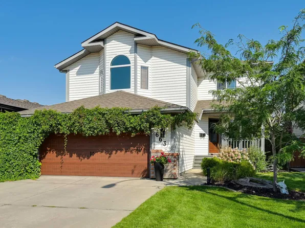 663 Meadowview Cres, Strathcona County, AB T8H 1Y8