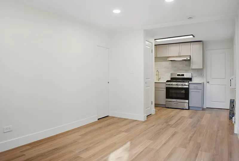 1 bed, 1.0 bath, 600 sqft, $1,350 — Photo 3