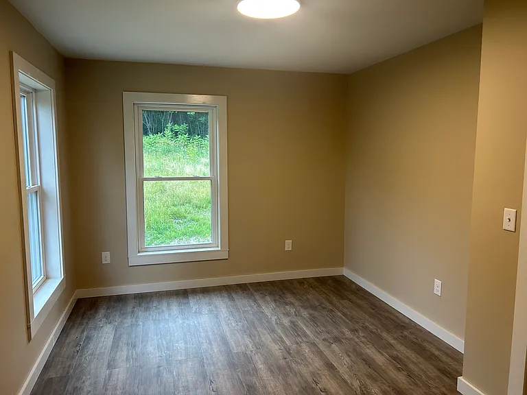 454 Bristol Rd — Photo 23