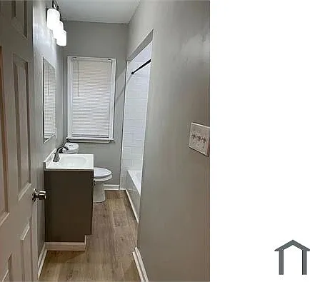 3 bed, $1,599 — Photo 2