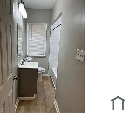 2nd image of 4347 Tyler St