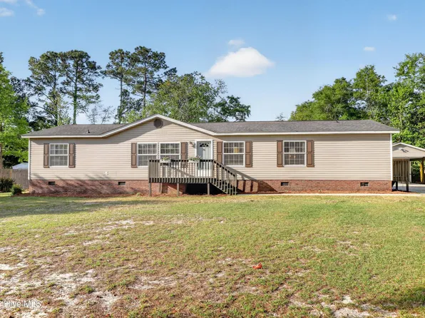 130 Topsail Lake Drive, Hampstead, NC 28443