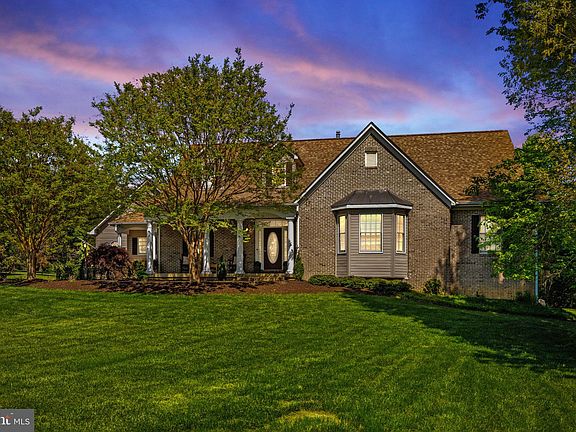 4th image of 2285 Welton Pond Ct