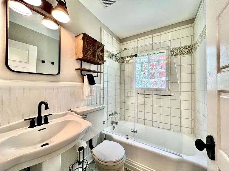 2637 Chesterfield Ave — Photo 17