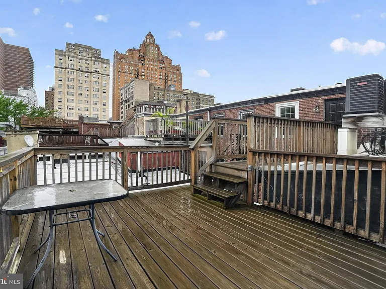 1627 Spruce St #3 — Photo 31