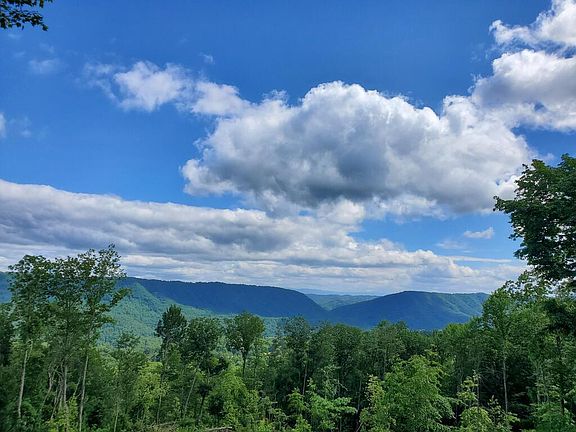 5th image of 5687 Hayters Gap Rd